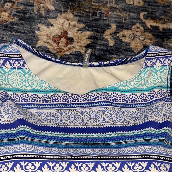 LANDS END WOMEN’S SWIMWEAR SIZE 14 TANKINI SWIM SUIT TOP - Picture 8 of 16